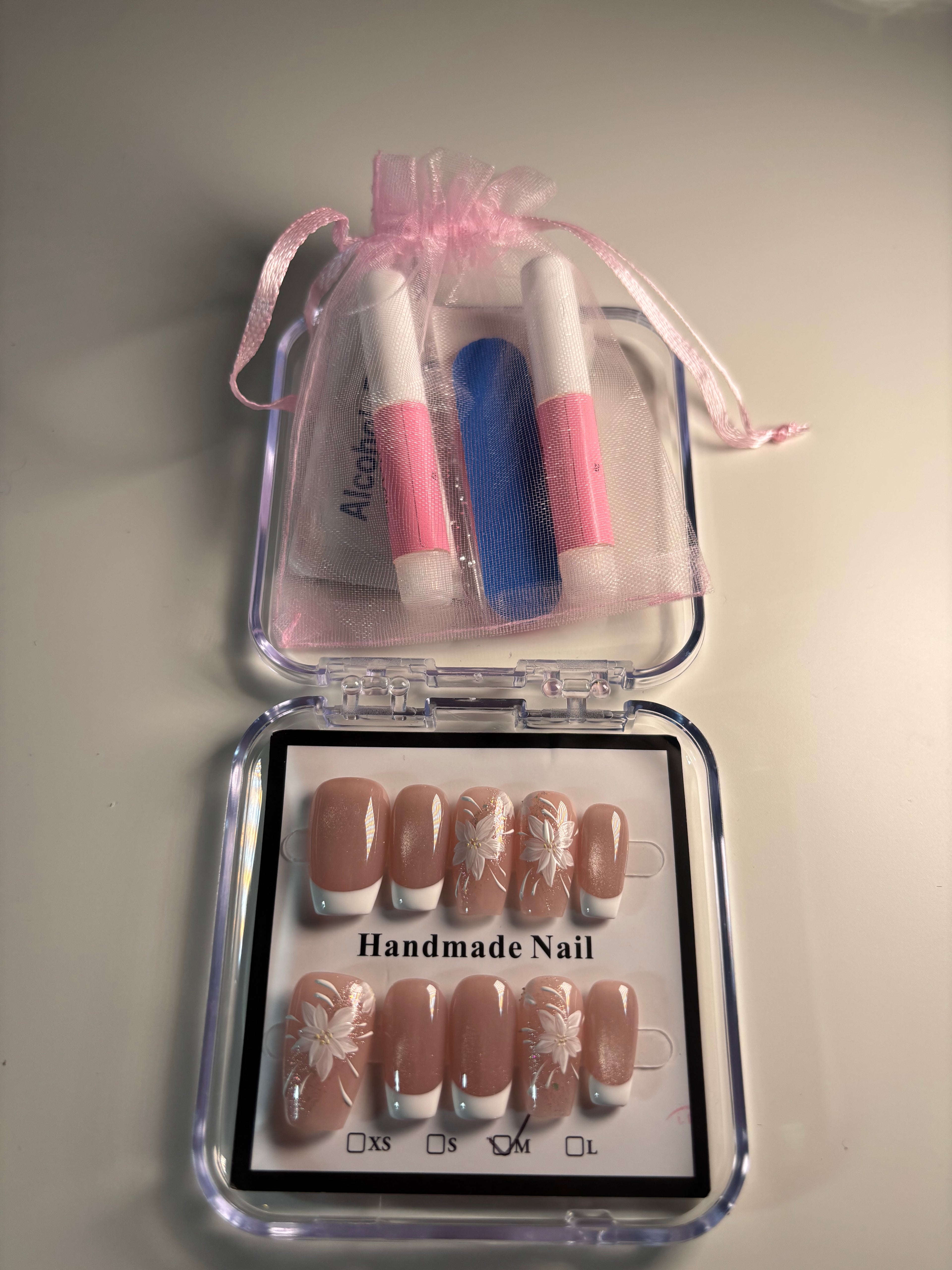 Nude Glitter Floral handmade Nails